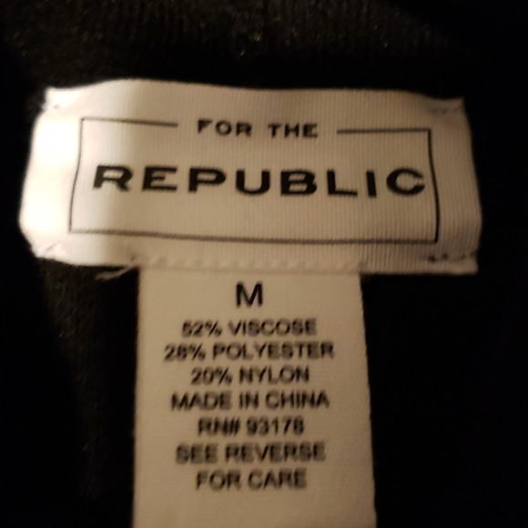 Sweater - Picture 4 of 6